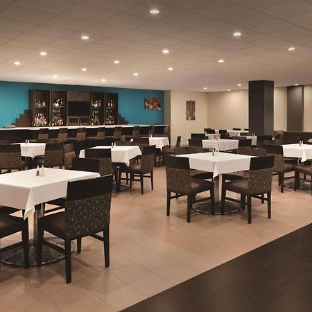 夏洛特机场雷迪森酒店 外观 照片